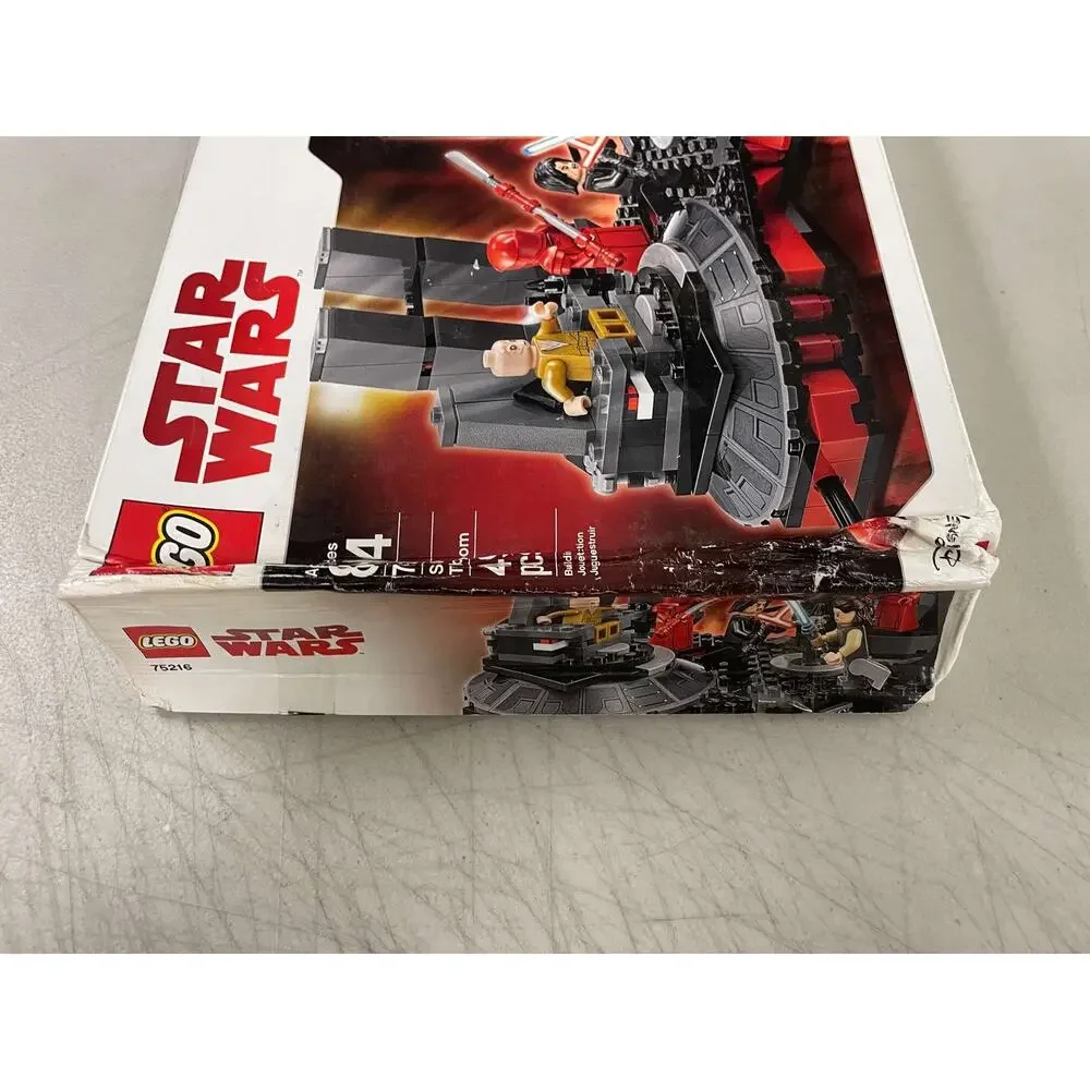 LEGO Star Wars Kylo Ren's Throne Room 75216 New Damaged Box